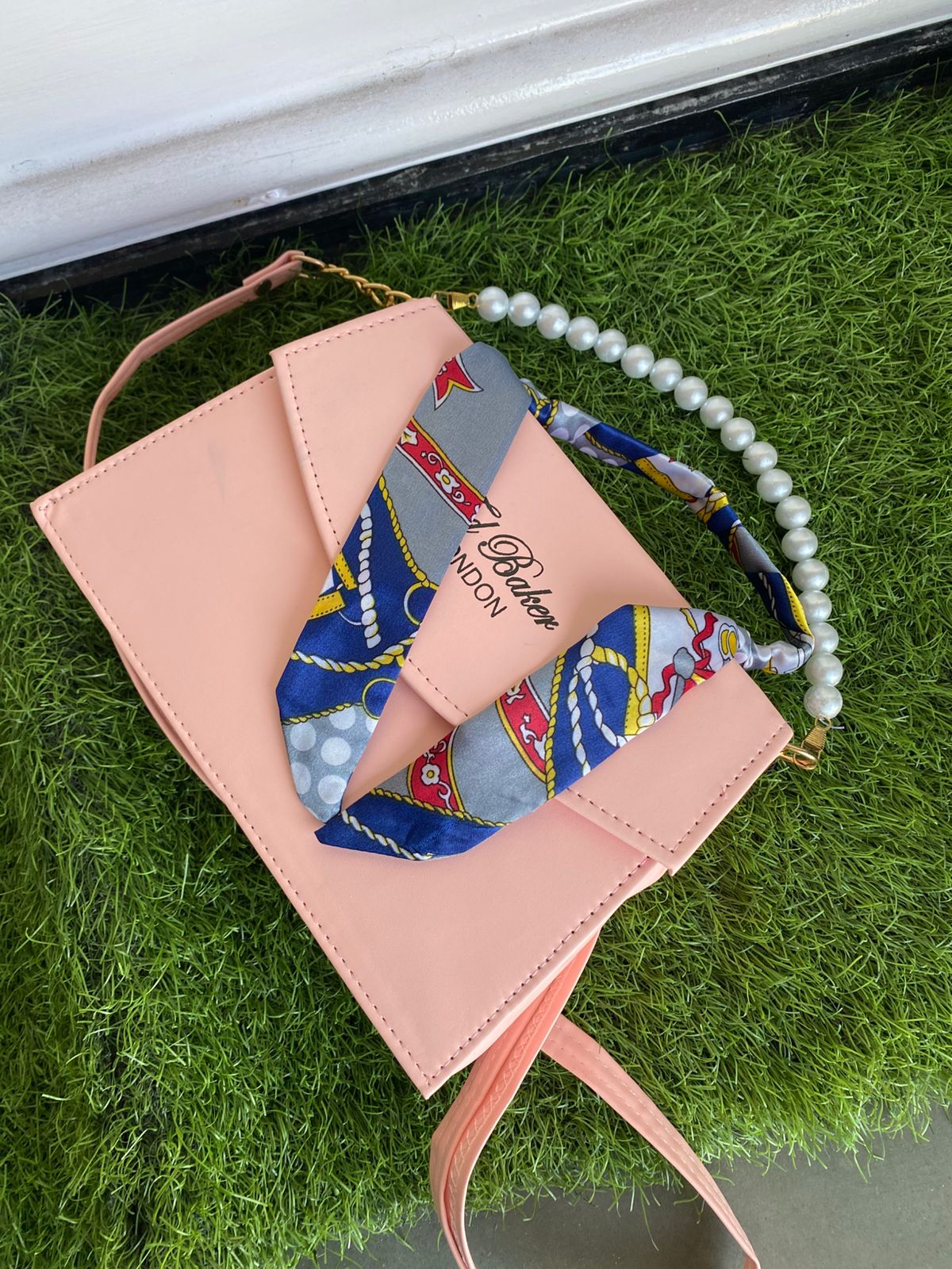 Premium Ribbon Pearl Handbag